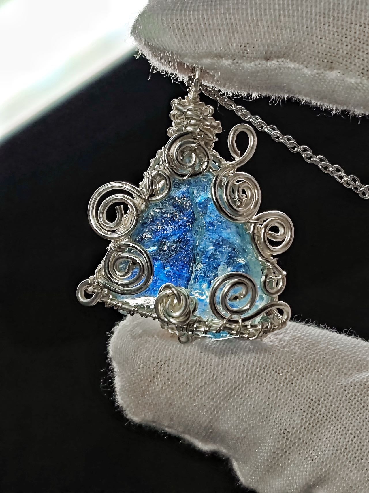 [100% HANDMADE] Ocean Realm: Santa Maria Aquamarine Pendant